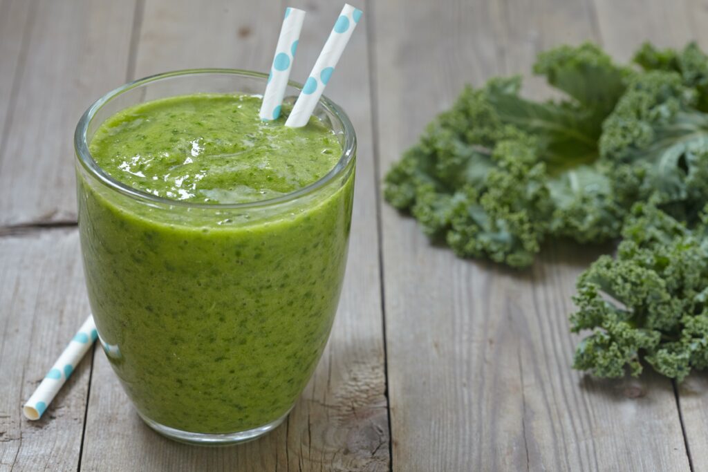 Odchudzające smoothie z jarmużem